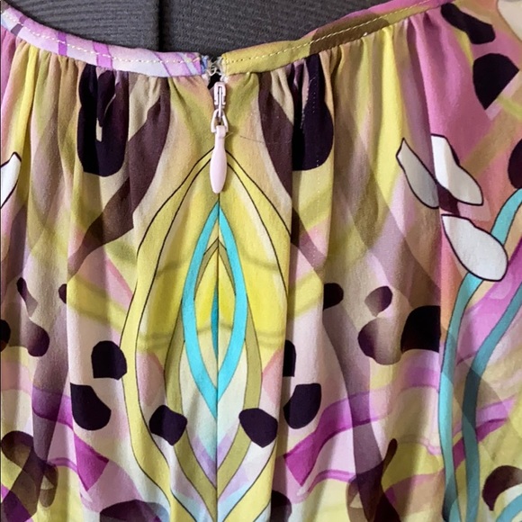 Silk Print Peplum Blouse - Picture 7 of 8